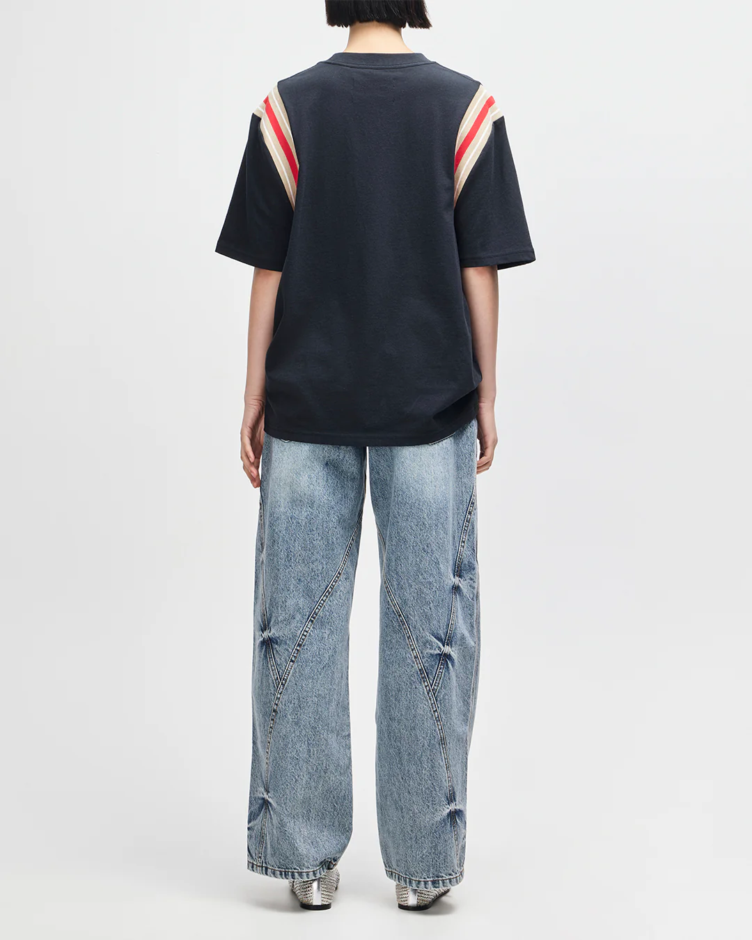 Debute Tee - Black - Image 6