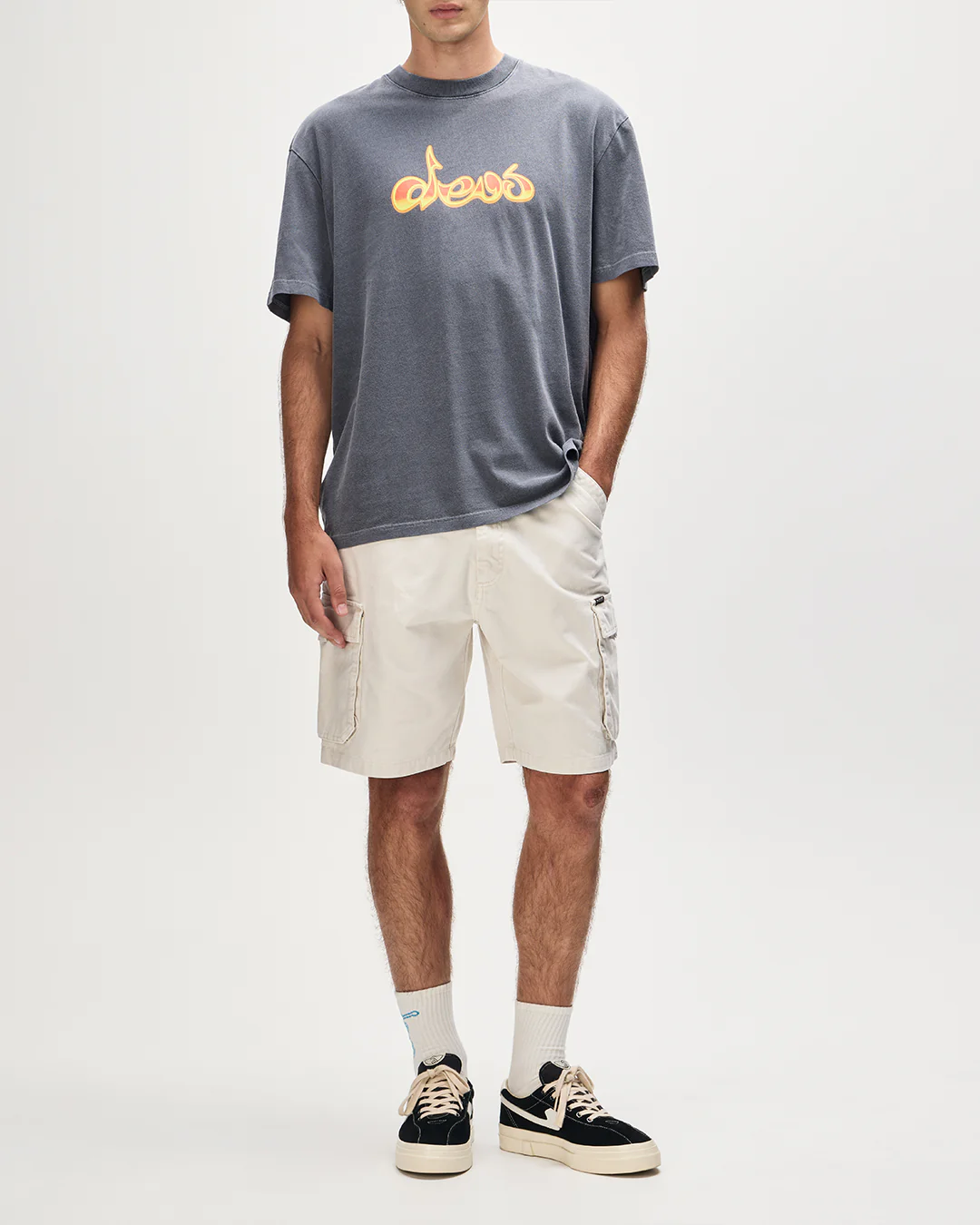 Four Seasons Tee - Anthracite - Image 5