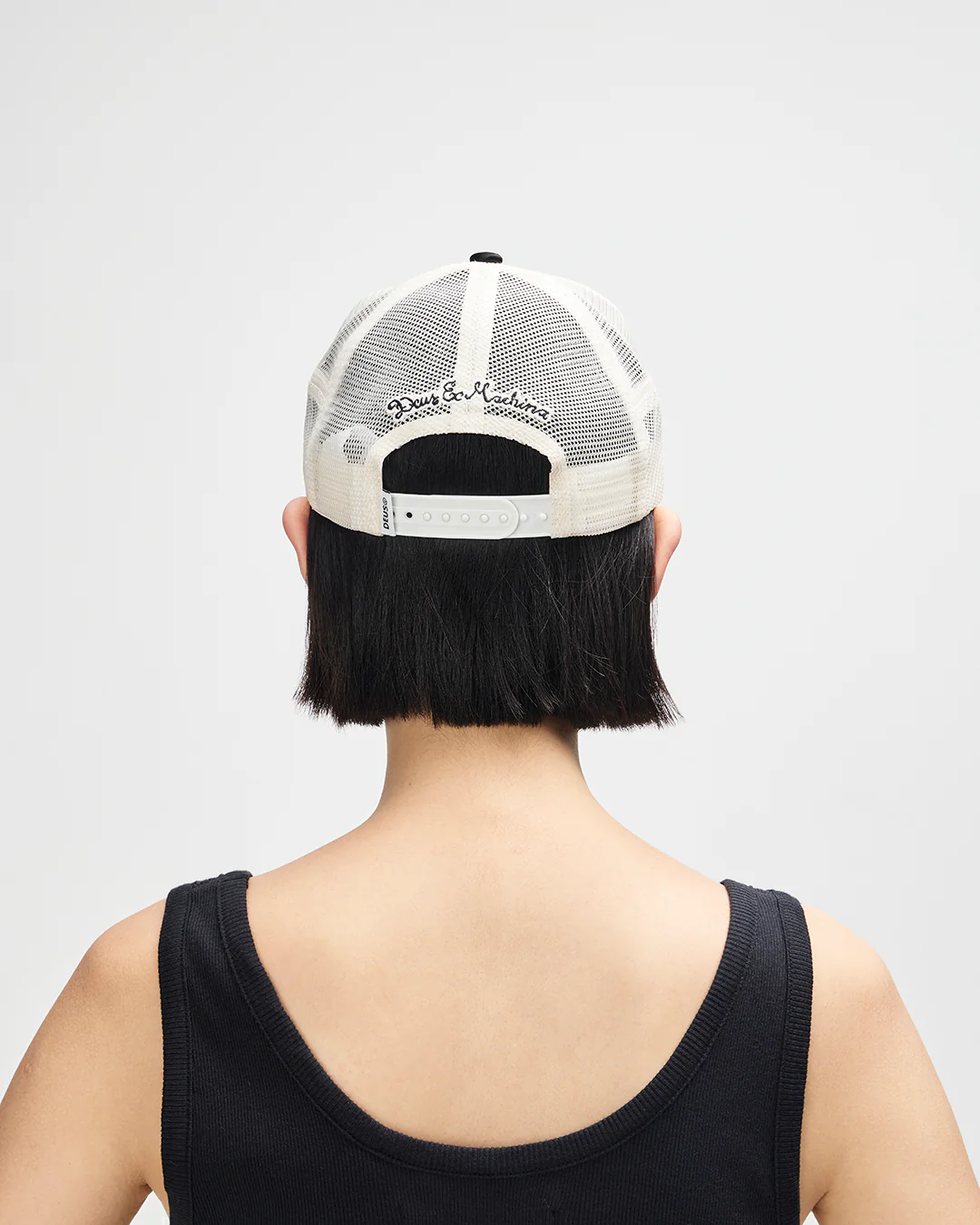 Paris Shield Trucker - Black - Image 2