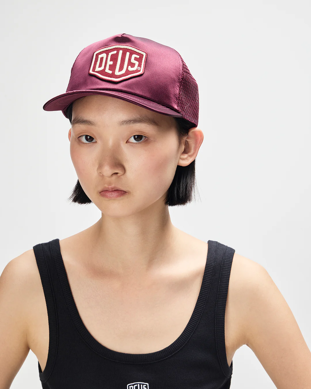 Paris Shield Trucker - Cabernet Red